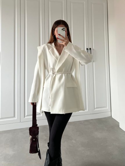 Beyaz Viral Kemerli Tasarım Ceket