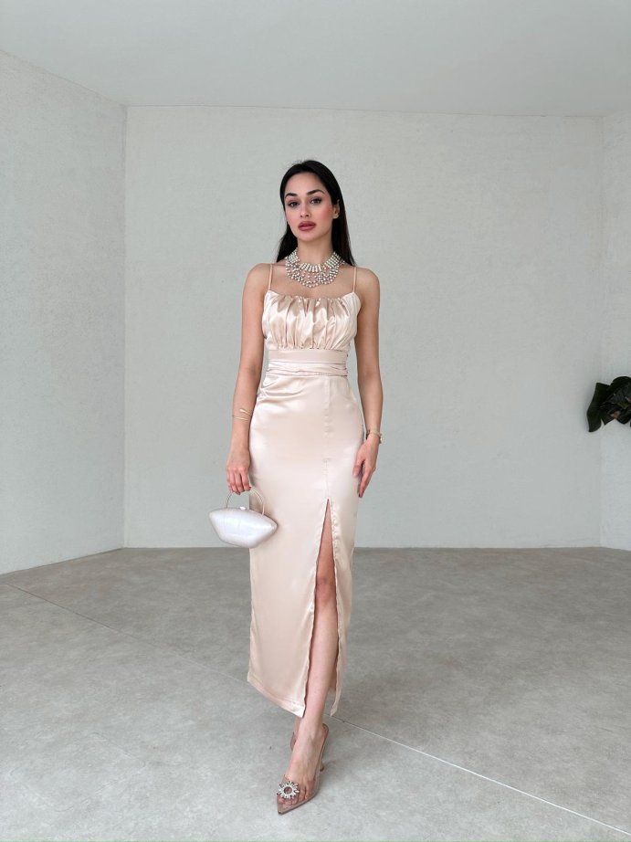 691x922_ince-askili-gogusu-drapeli-vencover-saten-elbise-9702-elbise-mooi-butik-36299-40-B