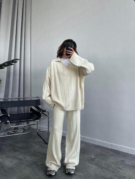 Kilsa Çizgili Bej Triko Takım