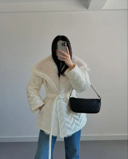 Pika krem Deri Parlak Ceket