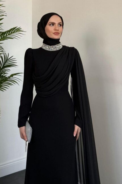 Olara Yandan Pelerinli Abiye Siyah